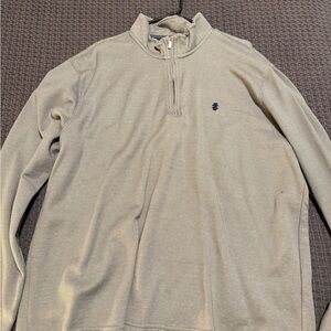 Izod Men's Light Gray Zip-Up Sweater